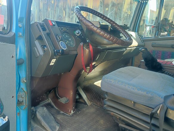 1994 Mercedes-Benz Vario, синий, 1050000 рублей - вид 6