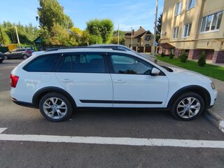 2015 Skoda Octavia Scout III (A7), белый, 2100000 рублей, вид 5