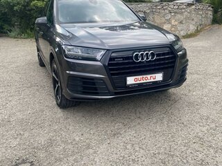 2018 Audi Q7 II (4M), серый, 4570000 рублей, вид 1