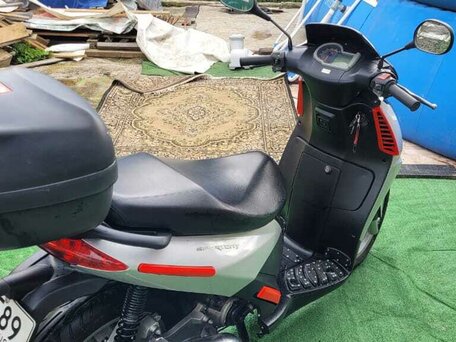 2007 Aprilia SportCity 200, серебристый, 230000 рублей, вид 3