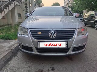 2008 Volkswagen Passat B6, серебристый, 690000 рублей, вид 3