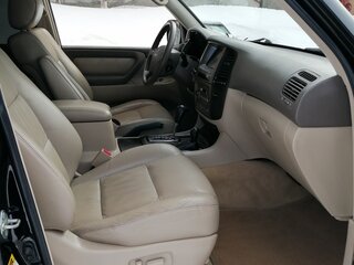 2003 Toyota Land Cruiser 100 Series Рестайлинг 1, чёрный, 2900000 рублей, вид 4