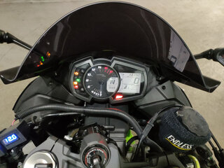2021 Kawasaki ZX-6 Ninja, чёрный, 990000 рублей, вид 5