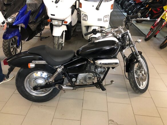 2003 Honda Magna, чёрный - вид 1