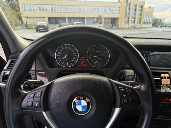 2012 BMW X5 30d II (E70) Рестайлинг, серый, 2500000 рублей - вид 16