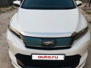 2017 Toyota Harrier III (XU60) Рестайлинг, белый, 3300000 рублей, вид 2