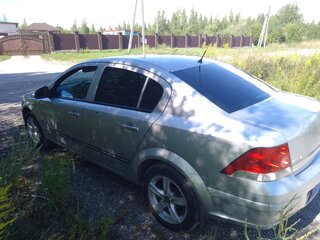2012 Opel Astra H Рестайлинг, серебристый, 710000 рублей, вид 4