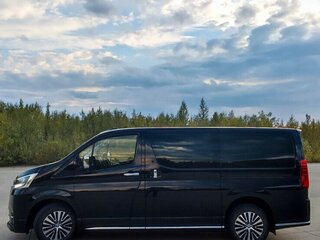 2021 Toyota HiAce H300, чёрный, 4990000 рублей, вид 4