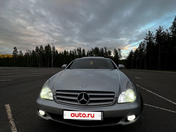 2006 Mercedes-Benz CLS 350 I (C219), серебристый - вид 1