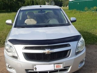 2013 Chevrolet Cobalt II, серебристый, 600000 рублей, вид 2