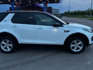 2019 Land Rover Discovery Sport I, белый, 2800000 рублей, вид 4