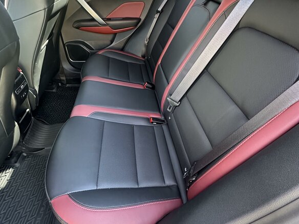 2021 Geely Coolray I, красный - вид 5