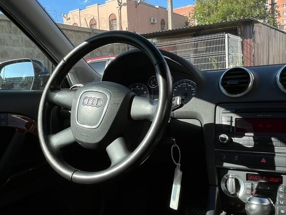 2010 Audi A3 II (8P) Рестайлинг 2, серый, 849000 рублей - вид 10