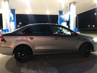 2019 Volkswagen Polo V Рестайлинг, серый, 1480000 рублей, вид 5