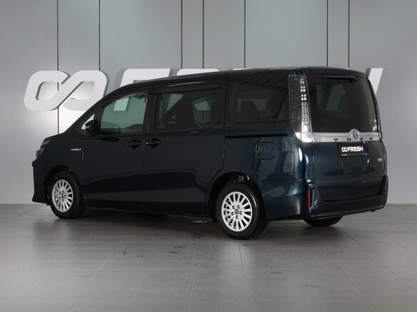 2015 Toyota Voxy III (R80), зелёный - вид 1
