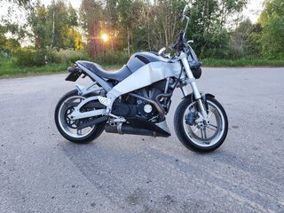 Buell Lightning