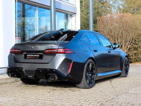 2026 BMW M5 VII (G90), чёрный, 19130000 рублей, вид 3