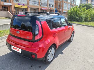 2018 Kia Soul II Рестайлинг, красный, 1515000 рублей, вид 4