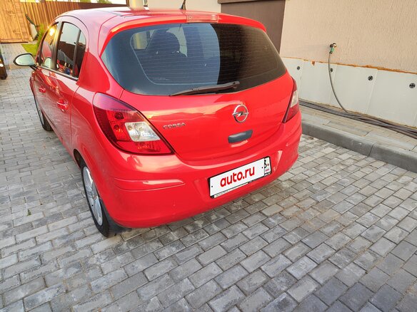 2011 Opel Corsa D Рестайлинг I, красный - вид 2
