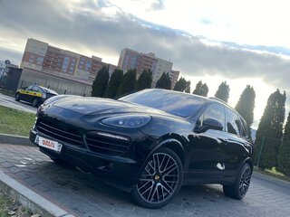 2010 Porsche Cayenne Diesel II (958), чёрный, 2350000 рублей, вид 1