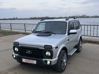 2018 Lada (ВАЗ) 2121 (4x4) Urban I Рестайлинг, серебристый, 760000 рублей, вид 1