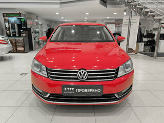 2013 Volkswagen Passat B7, красный, 1099000 рублей, вид 2