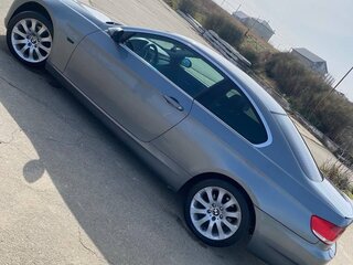 2008 BMW 3 серии 325i V (E90/E91/E92/E93), серый, 1250000 рублей, вид 5