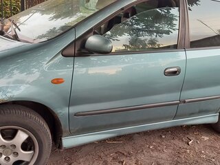 2001 Nissan Almera Tino I, зелёный, 250000 рублей, вид 3