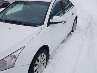 2014 Chevrolet Cruze I Рестайлинг, белый, 600000 рублей, вид 1