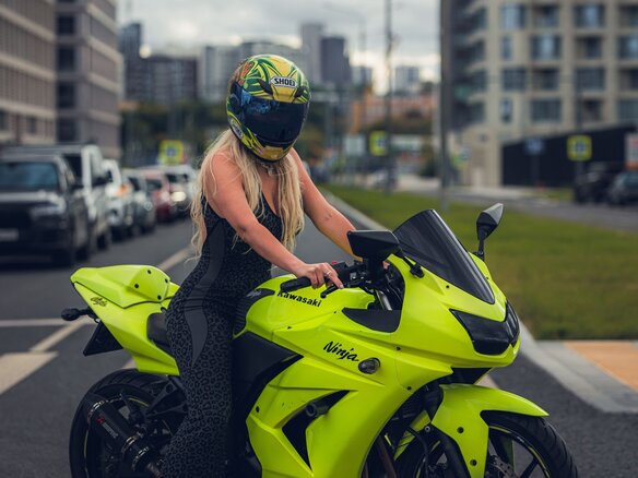 2008 Kawasaki Ninja 250R, зелёный, 330000 рублей - вид 8