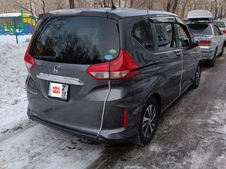 2016 Honda Freed+ II, серый, 1600000 рублей, вид 4