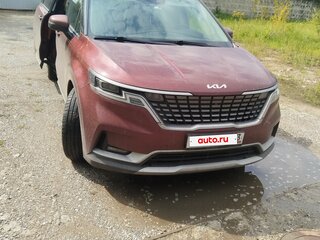2022 Kia Carnival IV, красный, 3970000 рублей, вид 2