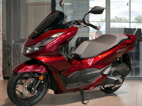 2024 Honda PCX 125, красный - вид 9