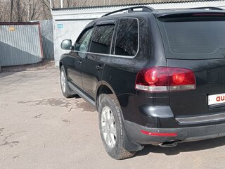 2007 Volkswagen Touareg I Рестайлинг, чёрный, 870000 рублей, вид 5