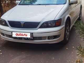 1999 Toyota Vista V (V50), белый, 300000 рублей, вид 2