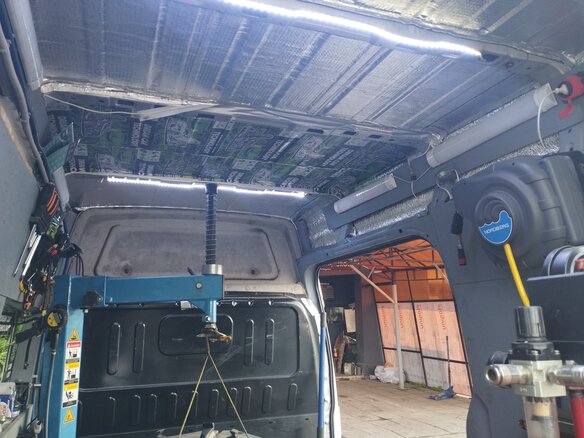 2006 Ford Transit, серый, 1700000 рублей - вид 1