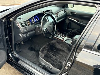 2018 Toyota Camry VII (XV50) Рестайлинг 2, чёрный, 2300000 рублей, вид 4