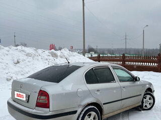 2001 Skoda Octavia I (A4) Рестайлинг, белый, 220000 рублей, вид 4