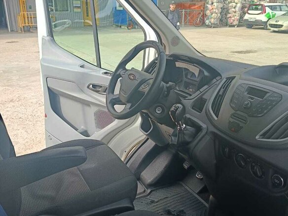 2016 Ford Transit, белый, 1720000 рублей - вид 10