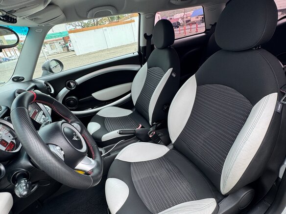 2010 Mini Hatch Cooper S II (R56) Рестайлинг, серый, 1290000 рублей - вид 10