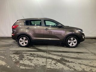 2013 Kia Sportage III, коричневый, 1750000 рублей, вид 5