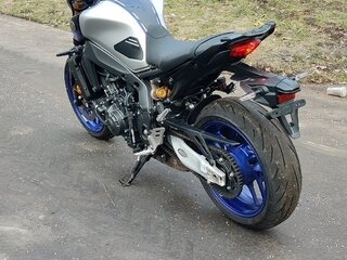 2021 Yamaha MT-09 (FZ-09), серый, 1150000 рублей, вид 5