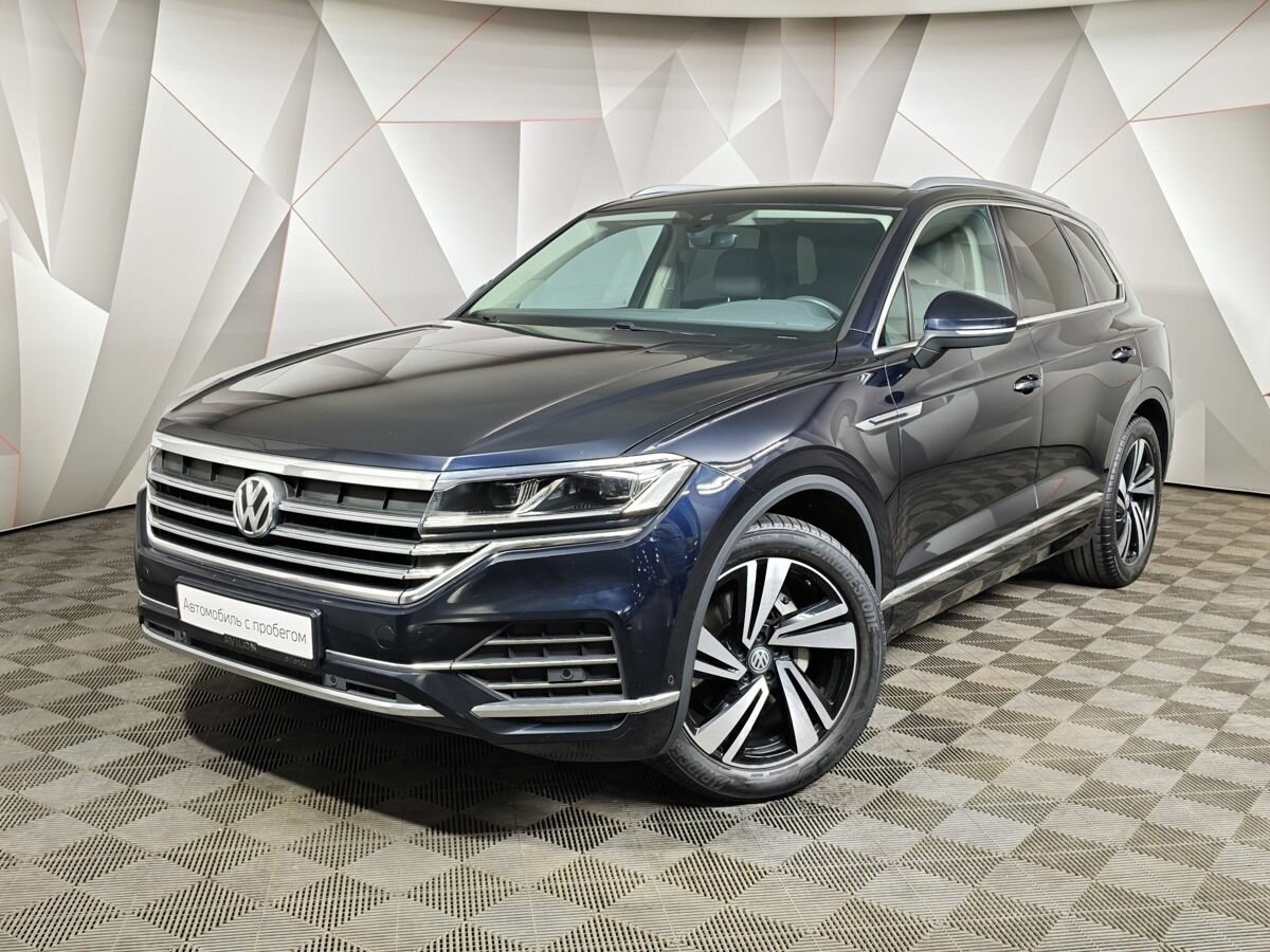 Открыть фотографии: Volkswagen Touareg III