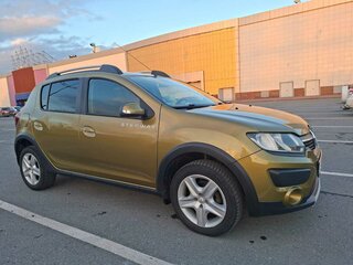 2016 Renault Sandero Stepway II, зелёный, 770000 рублей, вид 3