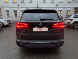 2022 BMW X5 40d IV (G05/G18), серый, 9900000 рублей, вид 4