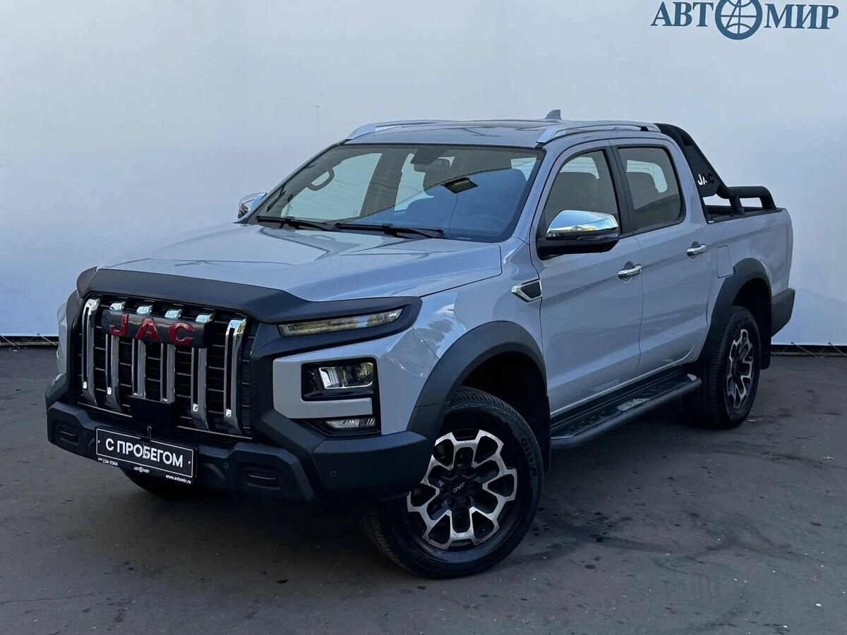 Открыть фотографии: JAC T9