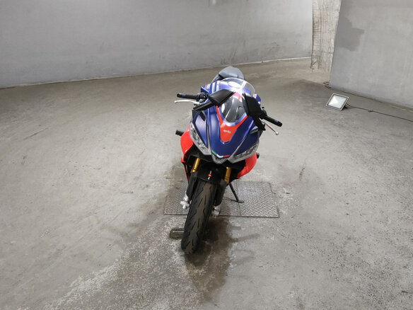 2021 Aprilia RS 660, красный, 1050000 рублей - вид 2