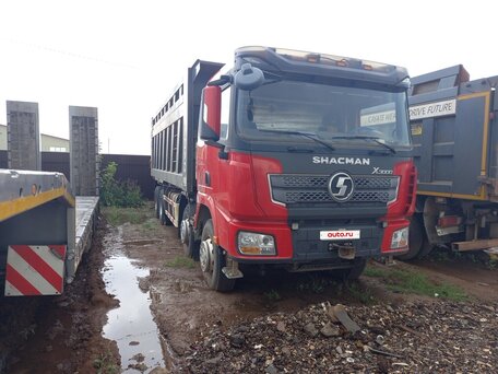 2023 Shacman (Shaanxi) SX3318, красный, 4115000 рублей, вид 4