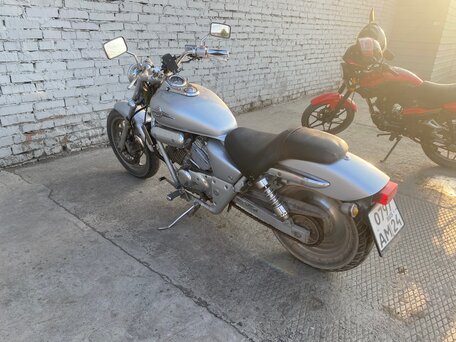1995 Honda Magna, серебристый, 250000 рублей, вид 3
