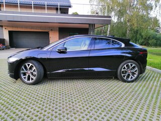2018 Jaguar I-Pace I, чёрный, 3900000 рублей, вид 4